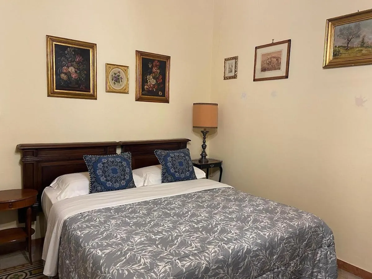 Apartment Nobility Home In The Heart Of Florence!